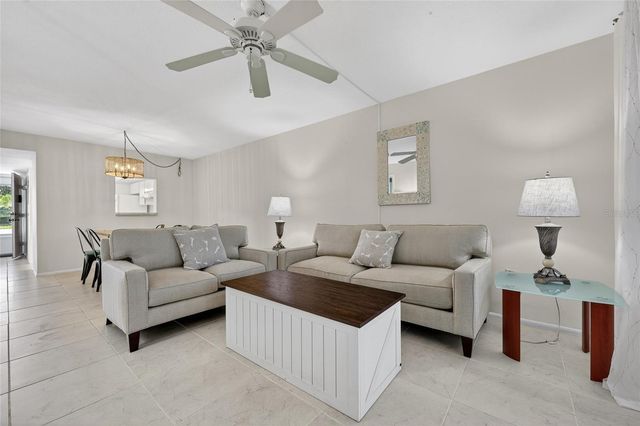 741 CAPRI ISLES BOULEVARD 111, Venice, FL 34292