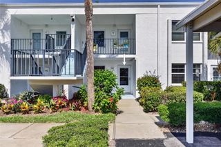 741 CAPRI ISLES BOULEVARD 111, Venice, FL 34292