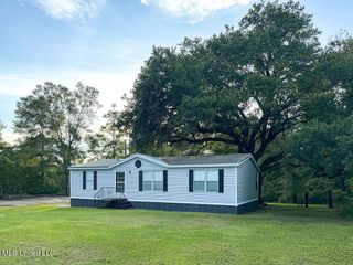 26141 Highway 603, Kiln, MS 39556