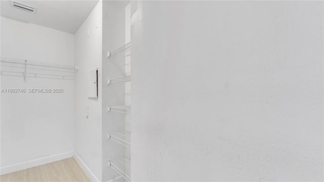 533 NE 3rd Ave 140, Fort Lauderdale, FL 33301