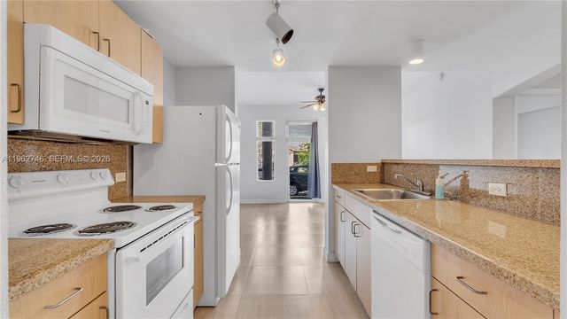 533 NE 3rd Ave 140, Fort Lauderdale, FL 33301