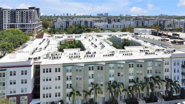 533 NE 3rd Ave 140, Fort Lauderdale, FL 33301