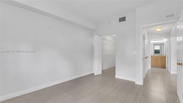 533 NE 3rd Ave 140, Fort Lauderdale, FL 33301