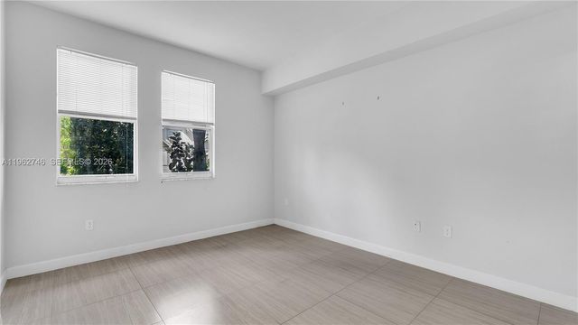 533 NE 3rd Ave 140, Fort Lauderdale, FL 33301