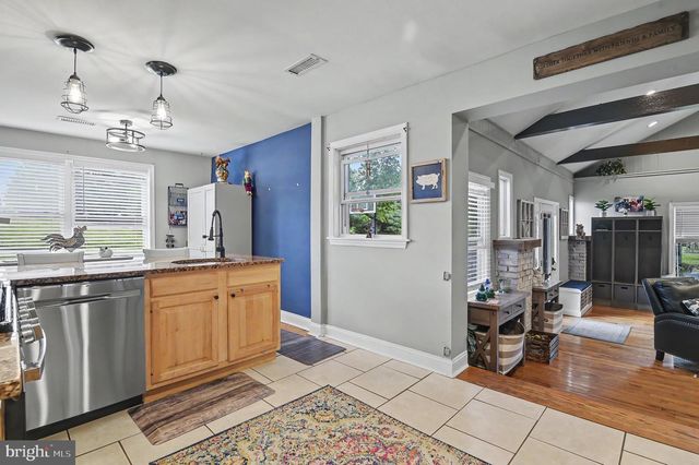 932 LINCOLN AVE, West Chester, PA 19380
