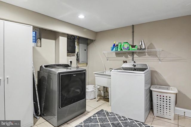 932 LINCOLN AVE, West Chester, PA 19380