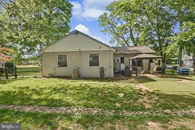 932 LINCOLN AVE, West Chester, PA 19380