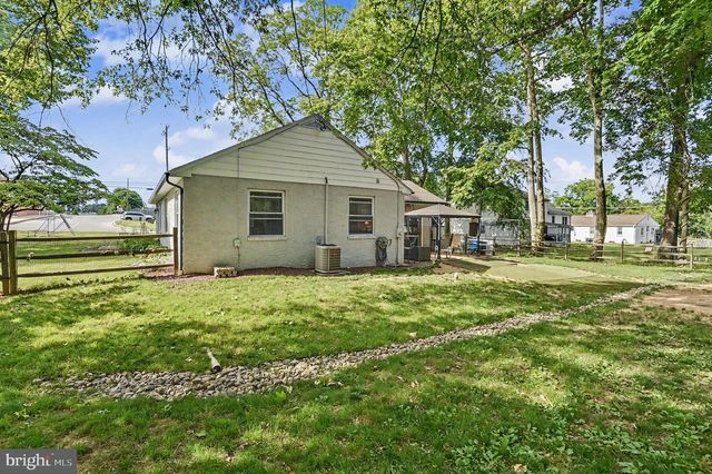 932 LINCOLN AVE, West Chester, PA 19380