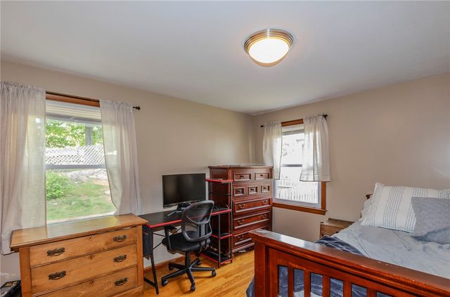 68 Brookside Avenue, North Providence, RI 02911