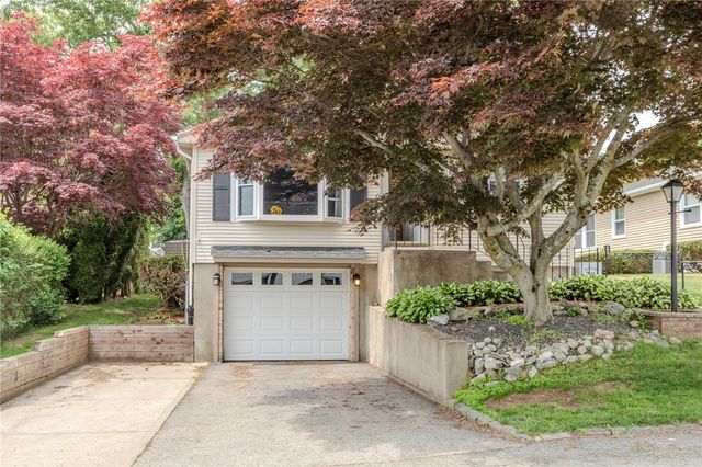 68 Brookside Avenue, North Providence, RI 02911