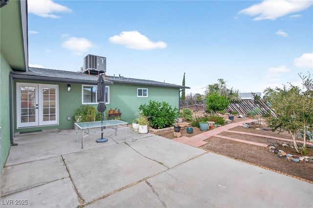 405 Scenic Drive, Henderson, NV 89002