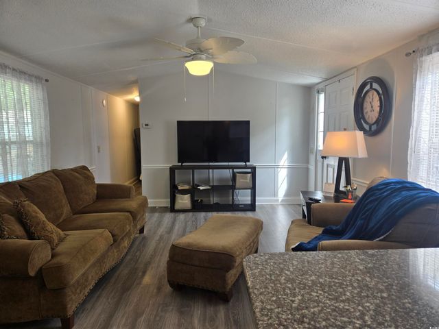 495 Clubhouse Rd., Garden City Beach, SC 29576