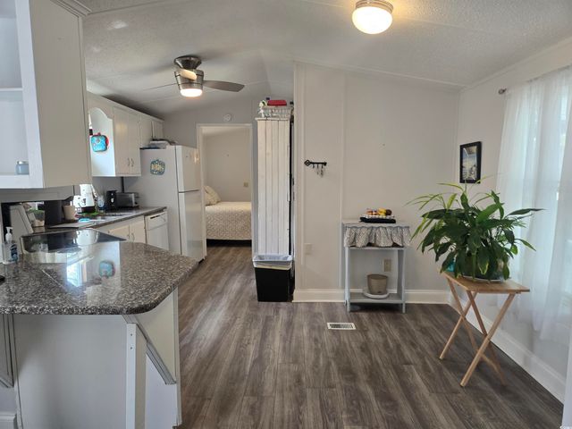 495 Clubhouse Rd., Garden City Beach, SC 29576