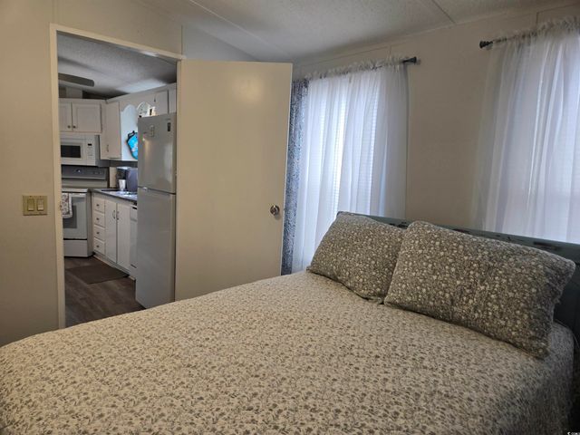 495 Clubhouse Rd., Garden City Beach, SC 29576