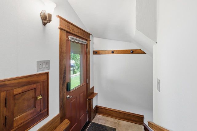 716 S 6th AVENUE, West Bend, WI 53095
