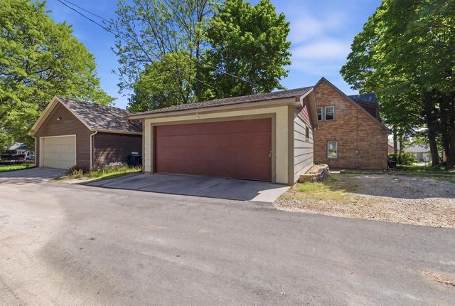 716 S 6th AVENUE, West Bend, WI 53095