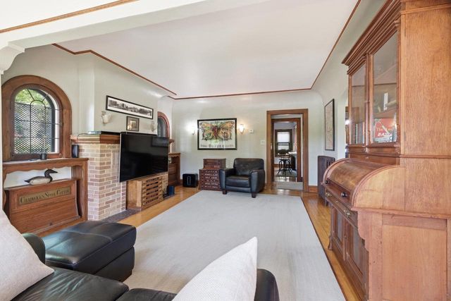 716 S 6th AVENUE, West Bend, WI 53095