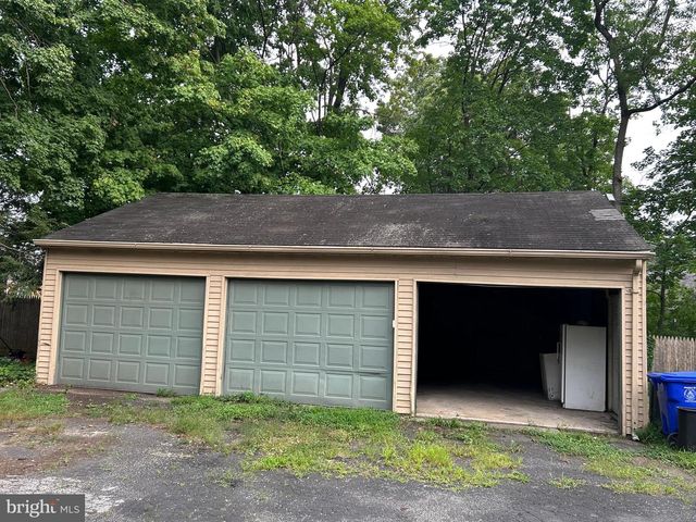 7303 MOUNTAIN AVE, Elkins Park, PA 19027