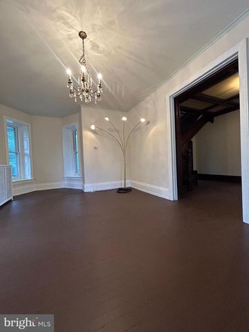 7303 MOUNTAIN AVE, Elkins Park, PA 19027