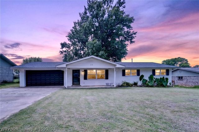 119 Teen Drive, Arkoma, OK 74901