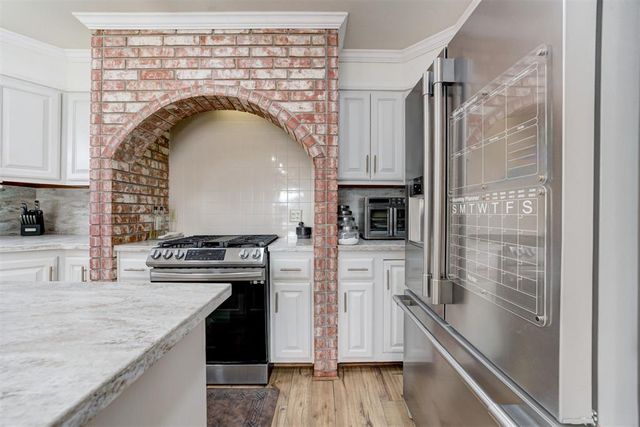 2000 Sagewood Drive, Edmond, OK 73013