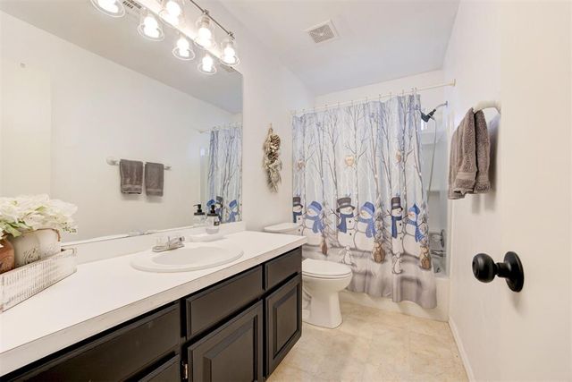 2000 Sagewood Drive, Edmond, OK 73013