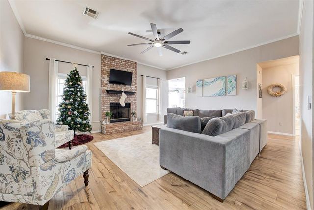 2000 Sagewood Drive, Edmond, OK 73013