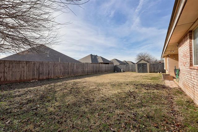 2000 Sagewood Drive, Edmond, OK 73013