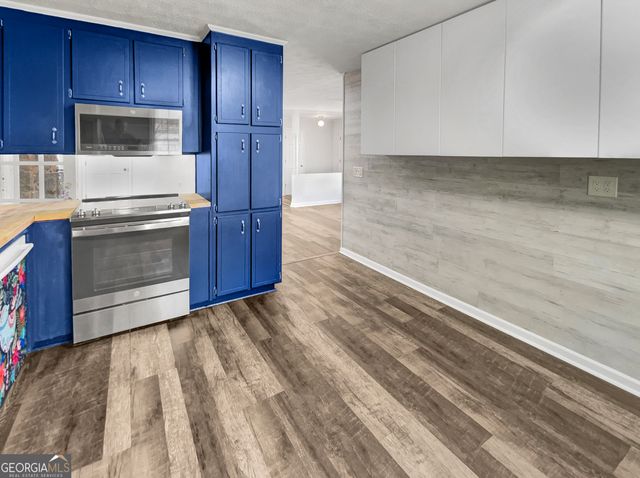 512 Hidden Hills Court, Marietta, GA 30066