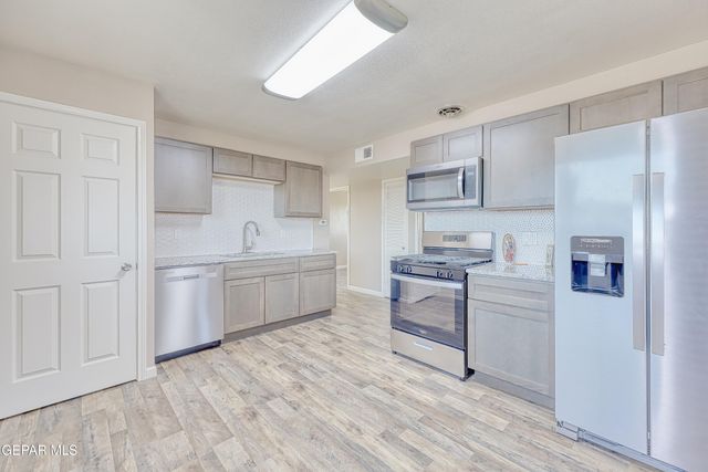 7212 RATON Drive, El Paso, TX 79915