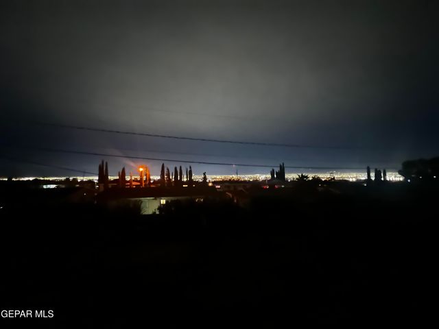 7212 RATON Drive, El Paso, TX 79915