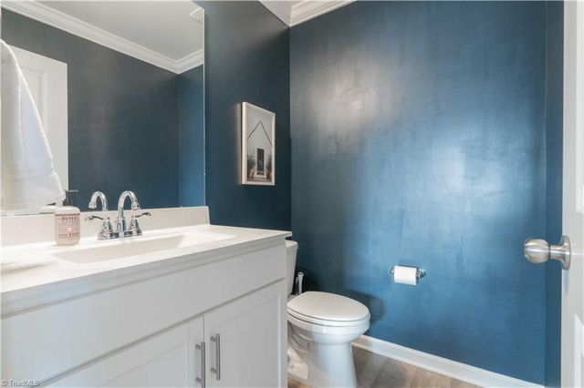 401 Altavista Drive, Clemmons, NC 27012