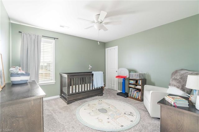 401 Altavista Drive, Clemmons, NC 27012