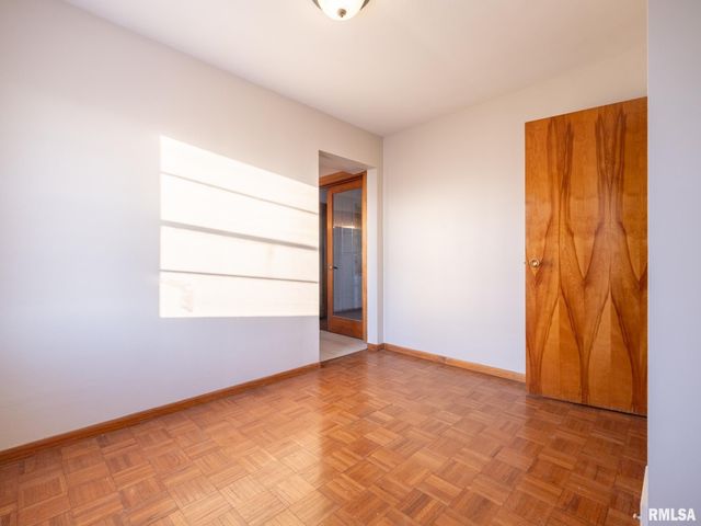 1113 N 15TH Street, Pekin, IL 61554