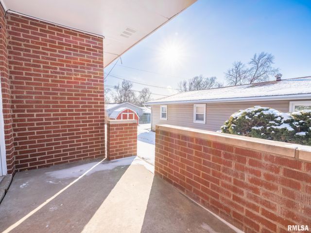 1113 N 15TH Street, Pekin, IL 61554