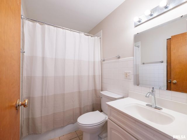 1113 N 15TH Street, Pekin, IL 61554