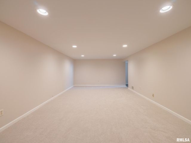 1113 N 15TH Street, Pekin, IL 61554