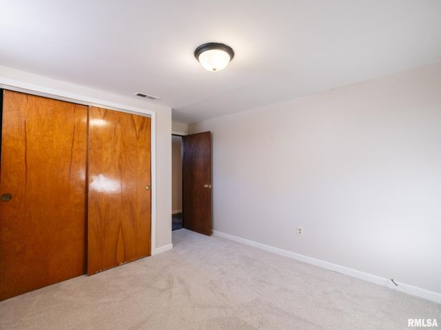 1113 N 15TH Street, Pekin, IL 61554