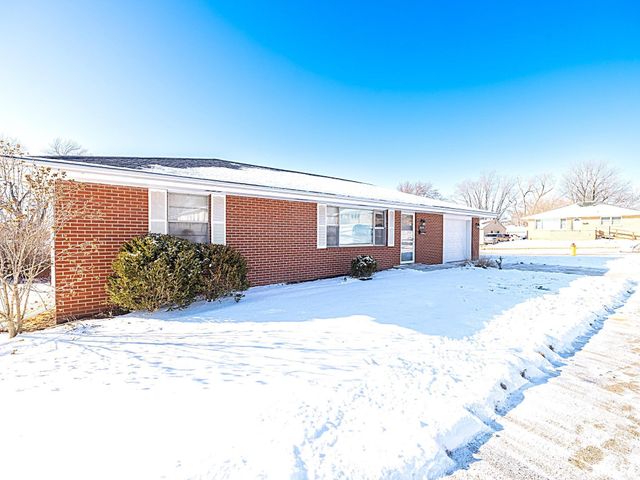 1113 N 15TH Street, Pekin, IL 61554