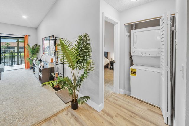 7854 Willow Spring Drive 1626, Lake Worth, FL 33467