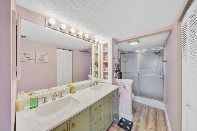 7854 Willow Spring Drive 1626, Lake Worth, FL 33467
