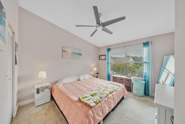 7854 Willow Spring Drive 1626, Lake Worth, FL 33467