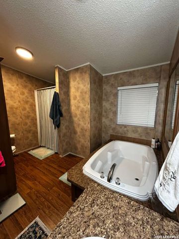 6020 Apache Moon, Spring Branch, TX 78070