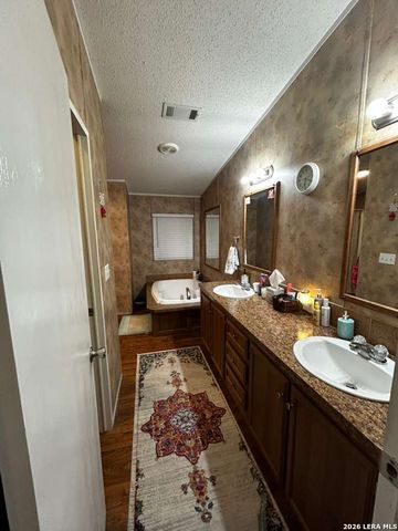 6020 Apache Moon, Spring Branch, TX 78070