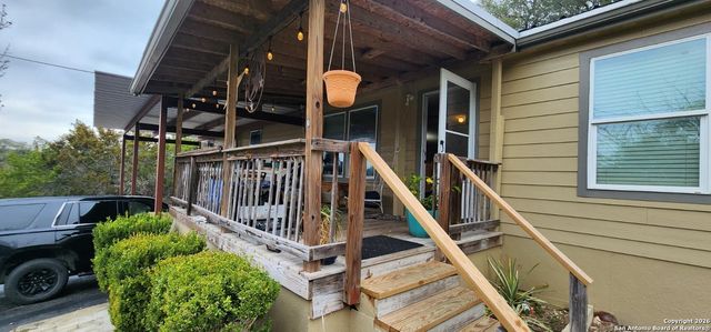 6020 Apache Moon, Spring Branch, TX 78070