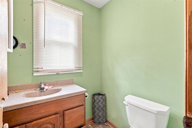 408 6th Avenue SW, Cedar Rapids, IA 52404