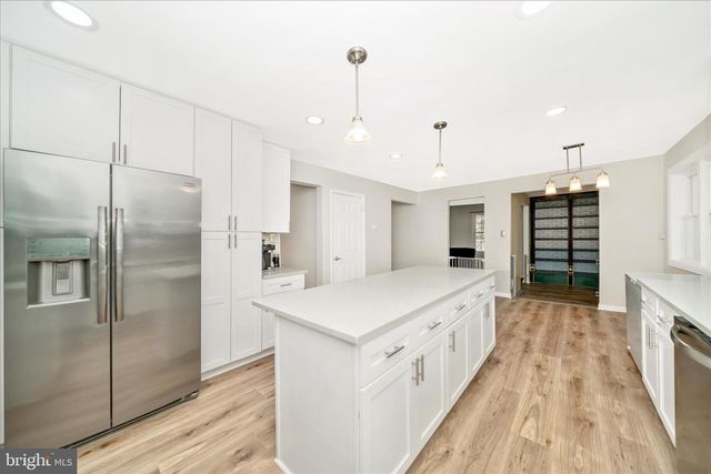 3105 GLISSADE CT, Clinton, MD 20735