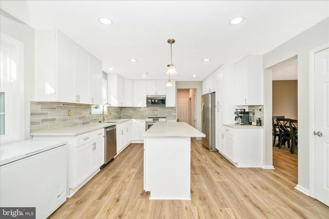 3105 GLISSADE CT, Clinton, MD 20735