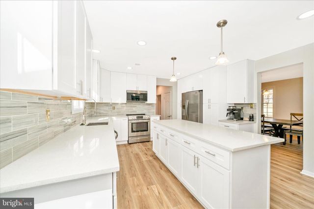 3105 GLISSADE CT, Clinton, MD 20735