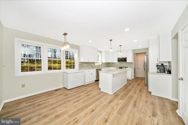 3105 GLISSADE CT, Clinton, MD 20735